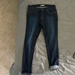 Brand new Levi 711 skinny jeans 31